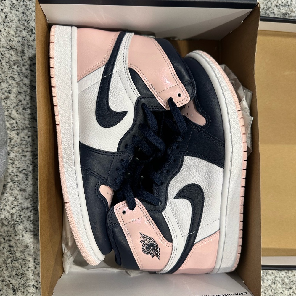 Nike Jordan 1 Retro High OG SE ‘Bubble Gum’